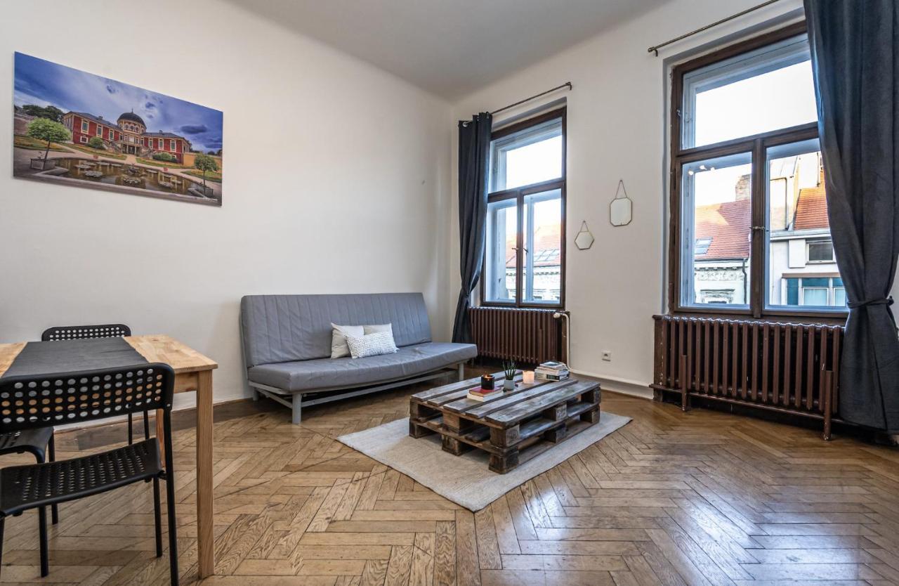 Legerova Apartments Прага Экстерьер фото